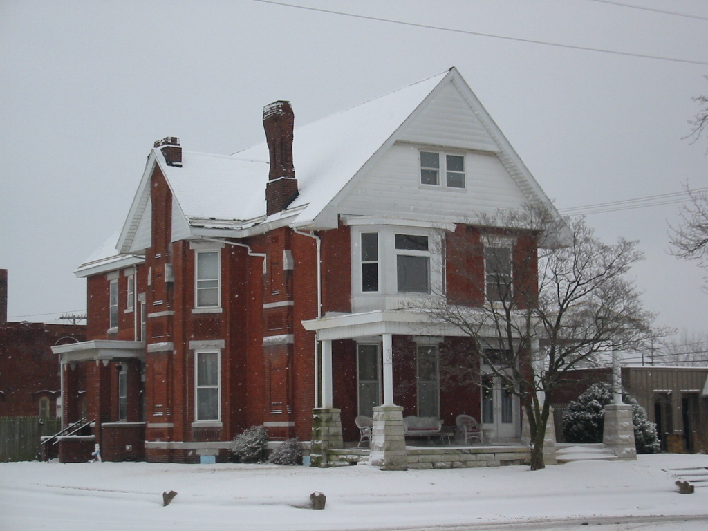 Fischer House (317 N Wabash)